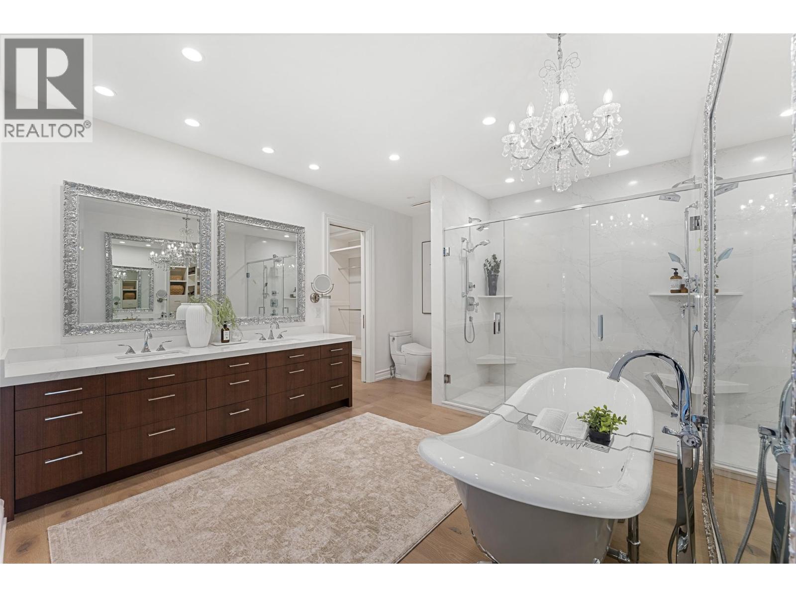 2368 Abbott Street Unit# 9, Kelowna, BC - Indoor Photo Showing Bathroom