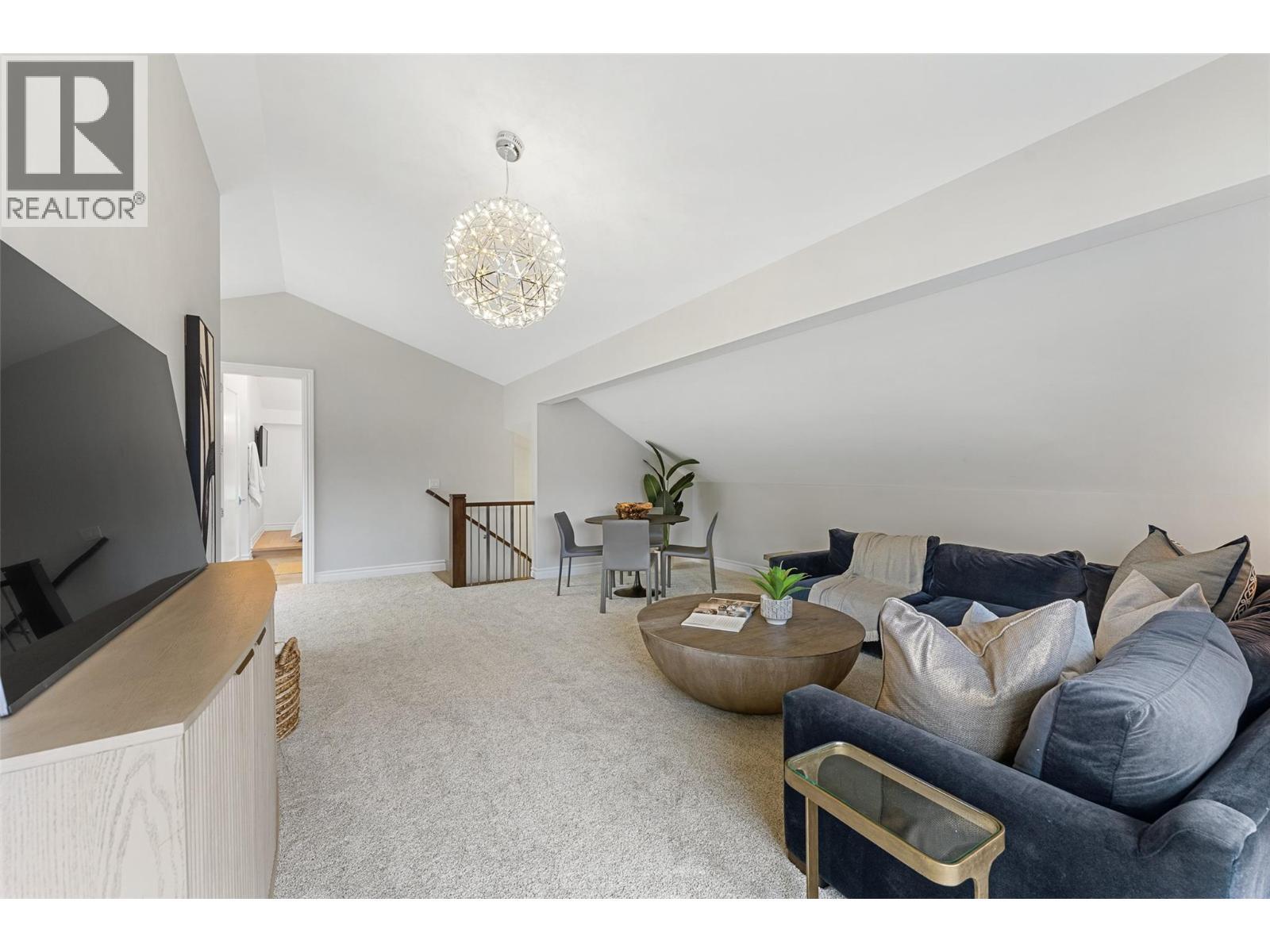 2368 Abbott Street Unit# 9, Kelowna, BC - Indoor