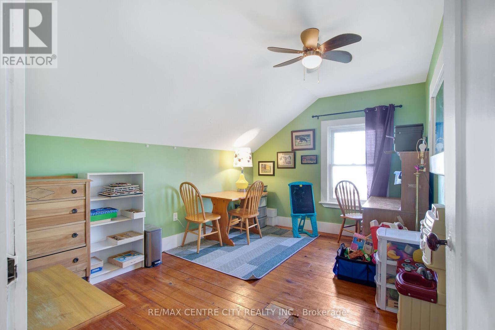 1048 Fifth Line, Selwyn, ON - Indoor