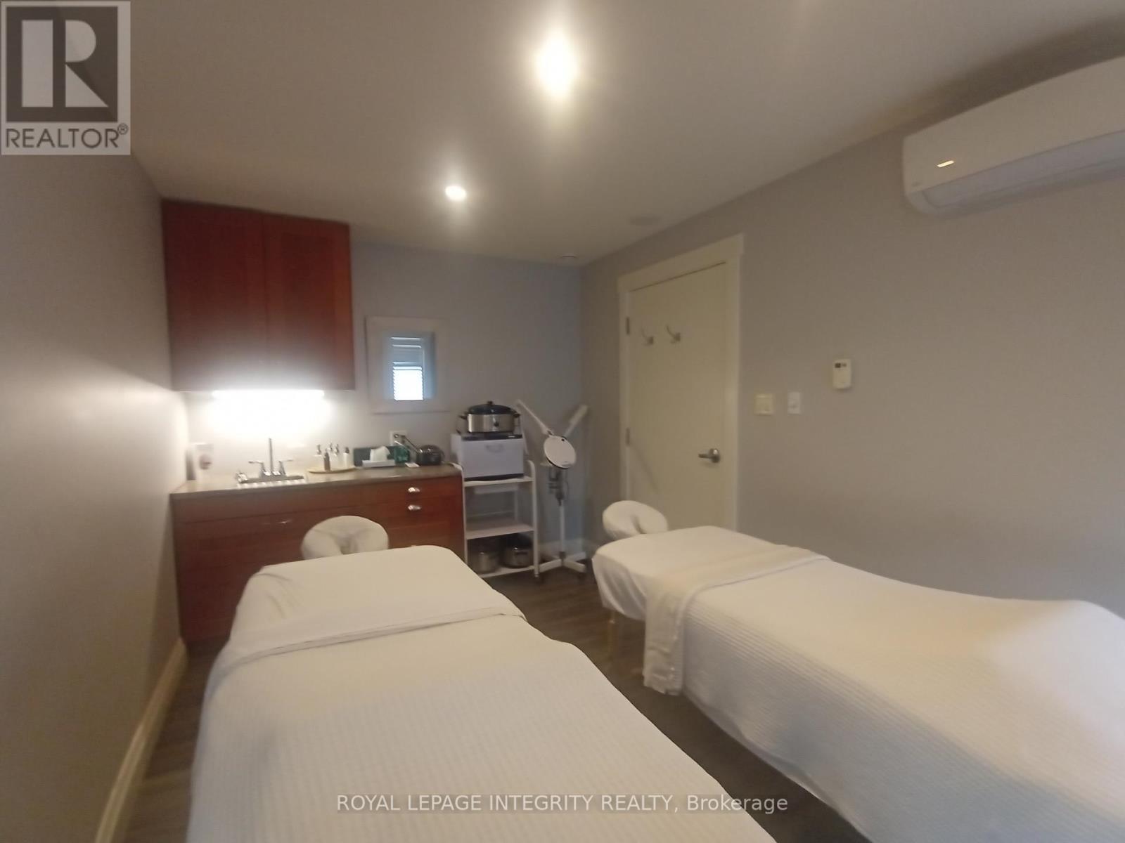 1980 Phelan Road W, Ottawa, ON