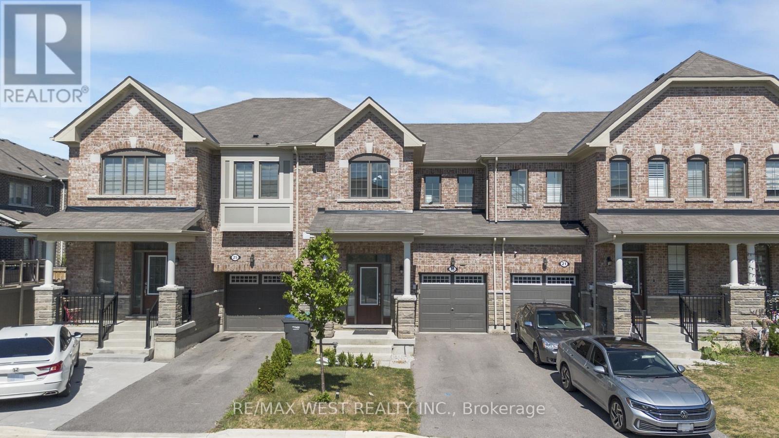 23 Circus Crescent, Brampton, ON - Outdoor With Facade