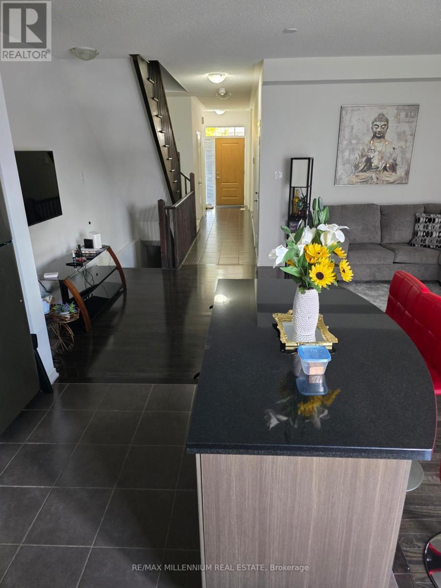 92 Honeyview Trail, Brampton, ON - Indoor