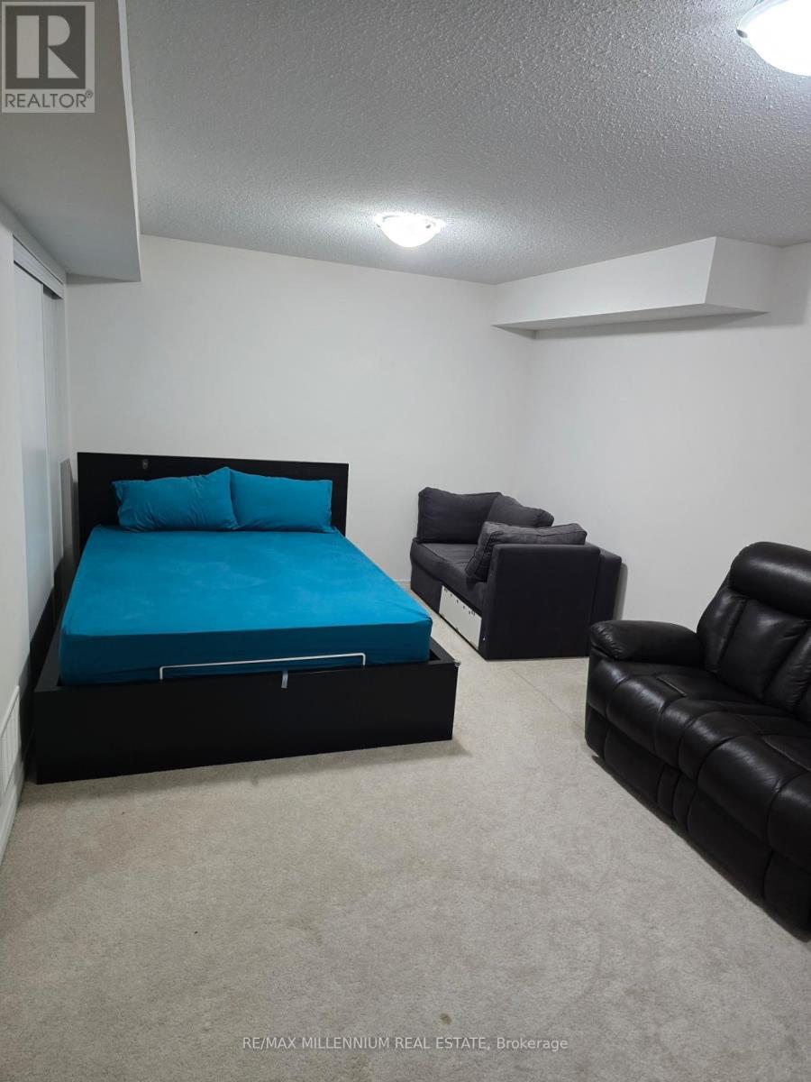 92 Honeyview Trail, Brampton, ON - Indoor