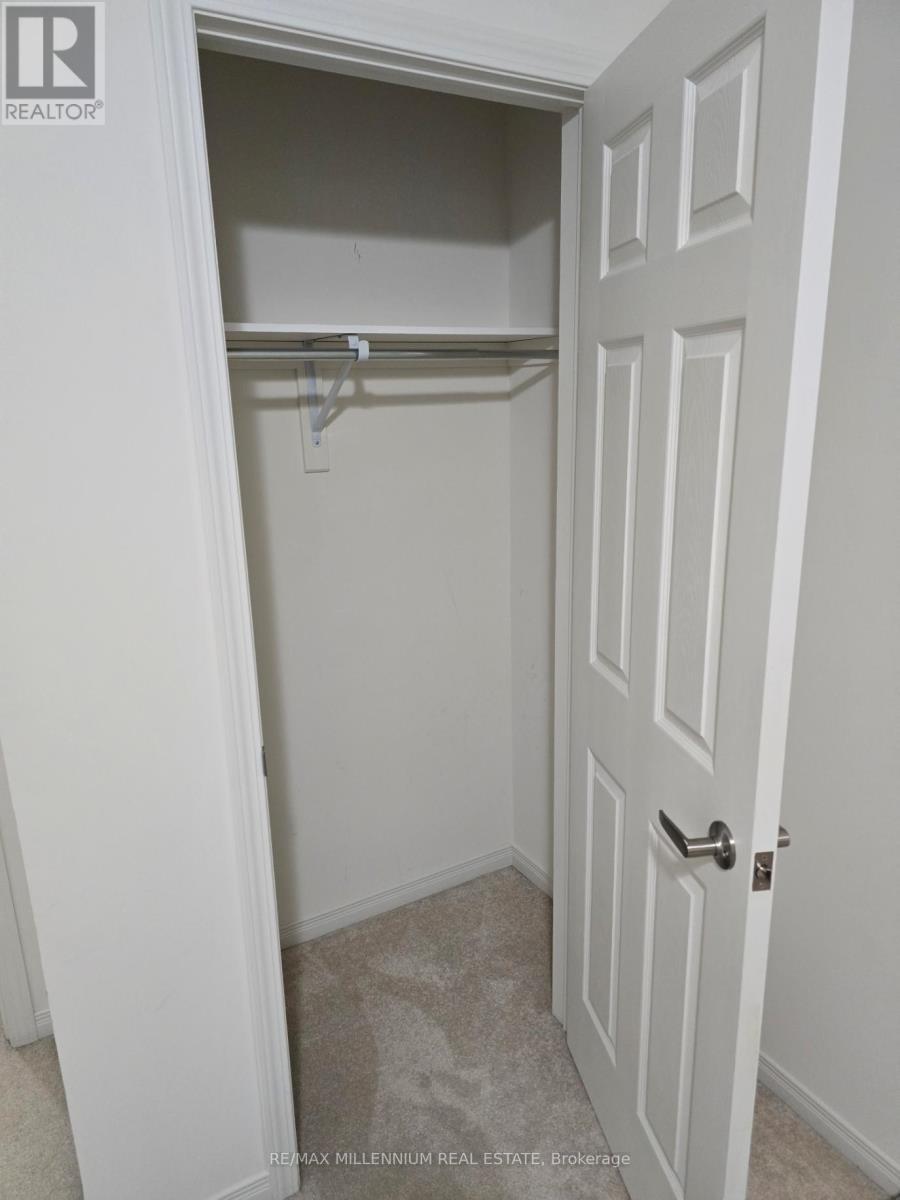 92 Honeyview Trail, Brampton, ON - Indoor