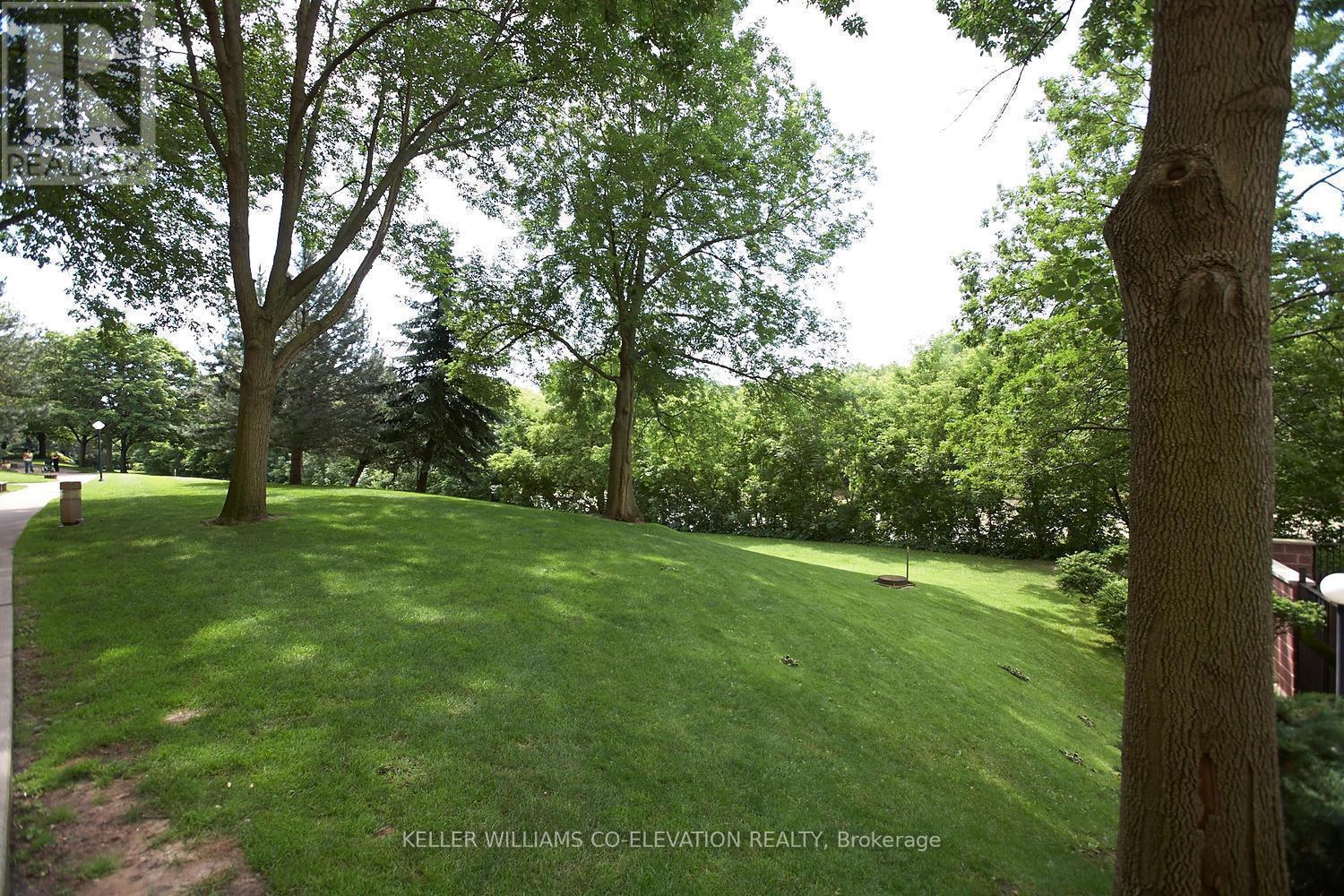 Muskoka In The City - 1306 - 260 Scarlett Road, Toronto, ON - Outdoor