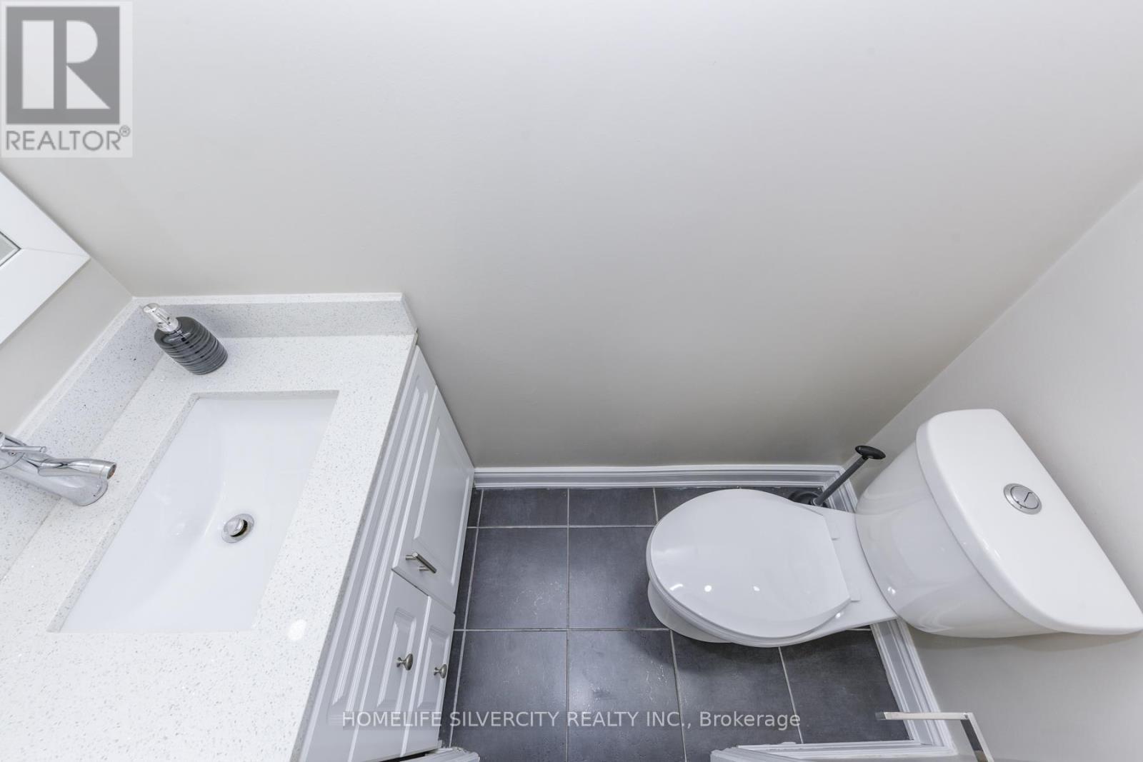 3701 Keenan Crescent, Mississauga, ON - Indoor