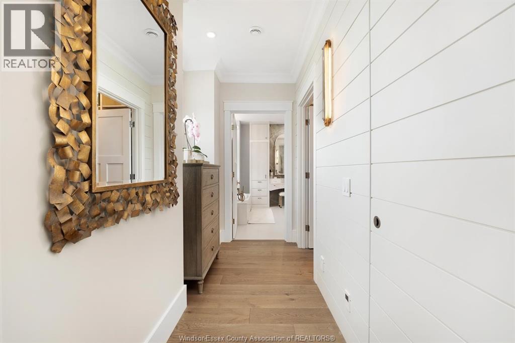 11770 Riverside Drive, Windsor, ON - Indoor Photo Showing Other Room