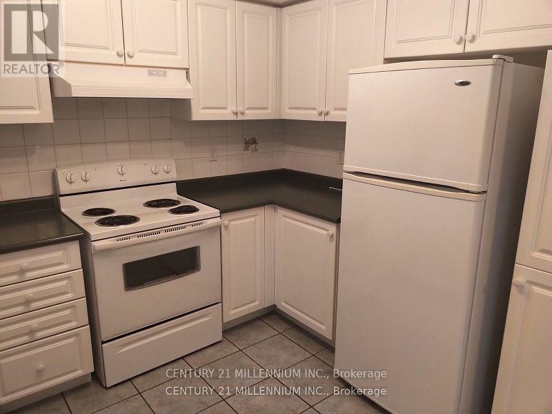 79 Castillian Drive, Vaughan, ON - Indoor Photo Showing Kitchen