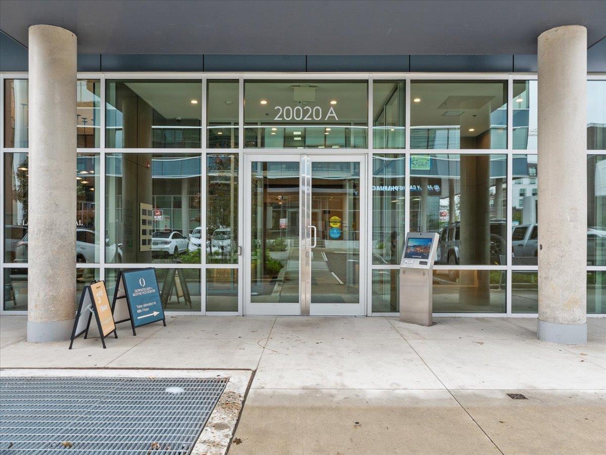 A225 20020 84 Avenue, Langley, BC