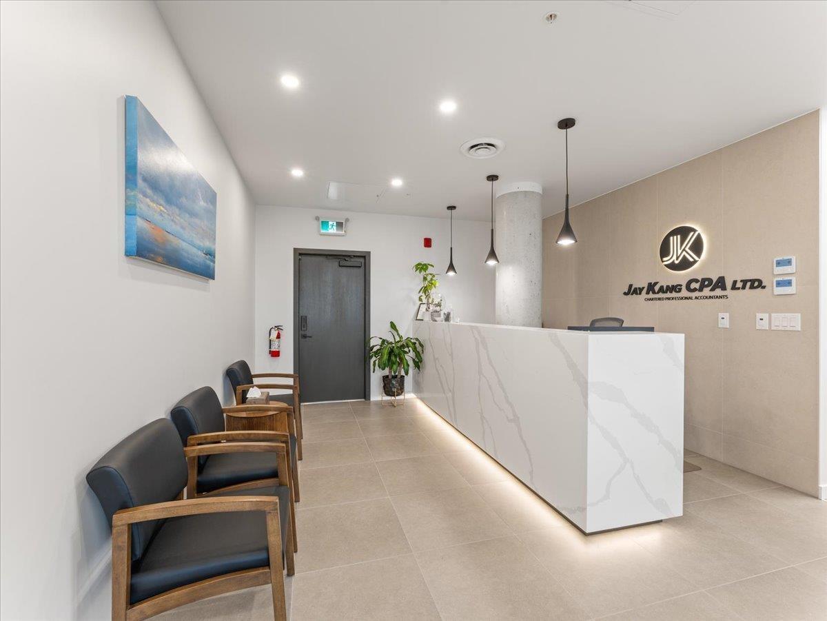 A225 20020 84 Avenue, Langley, BC