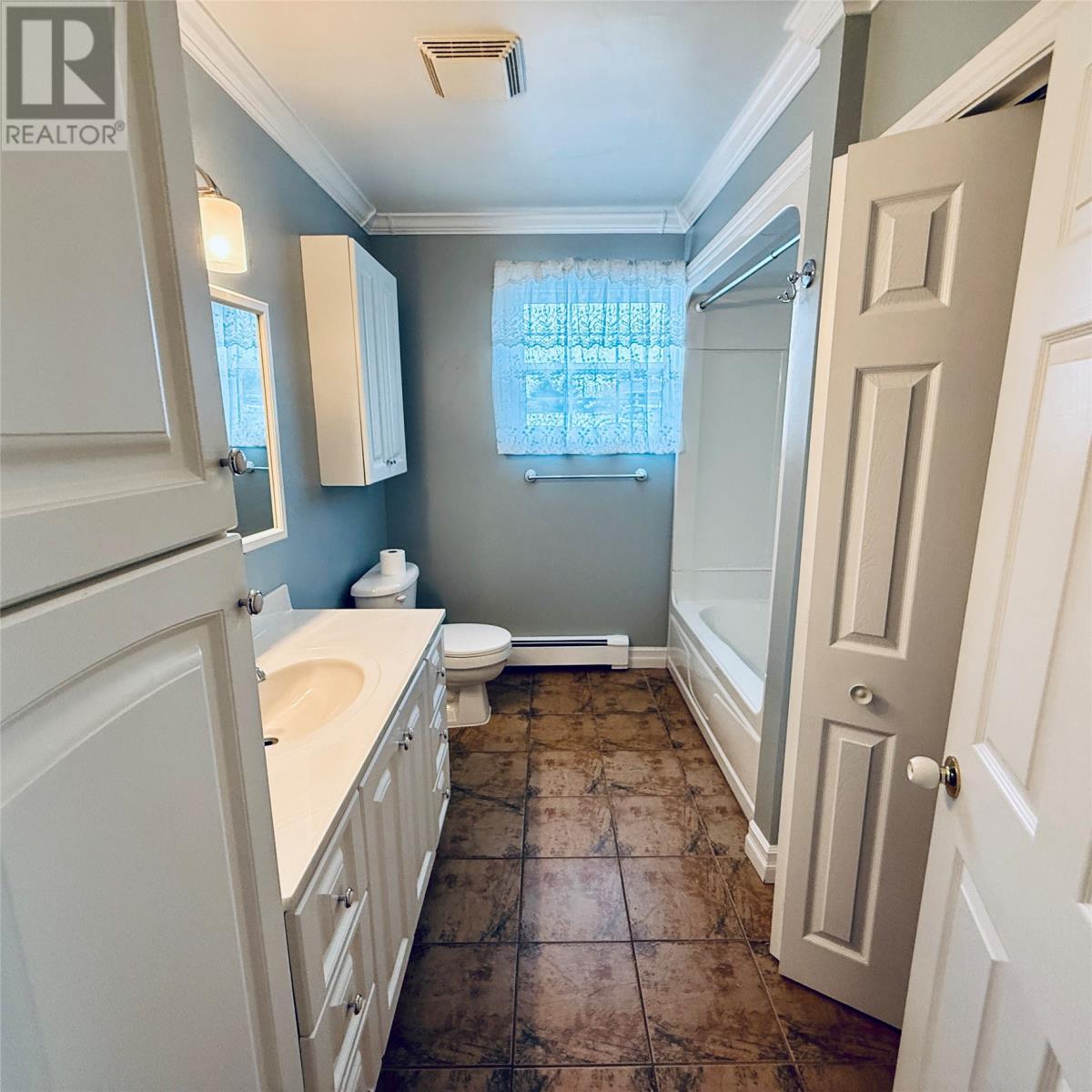 4 Scout Road, Botwood, NL - Indoor Photo Showing Bathroom