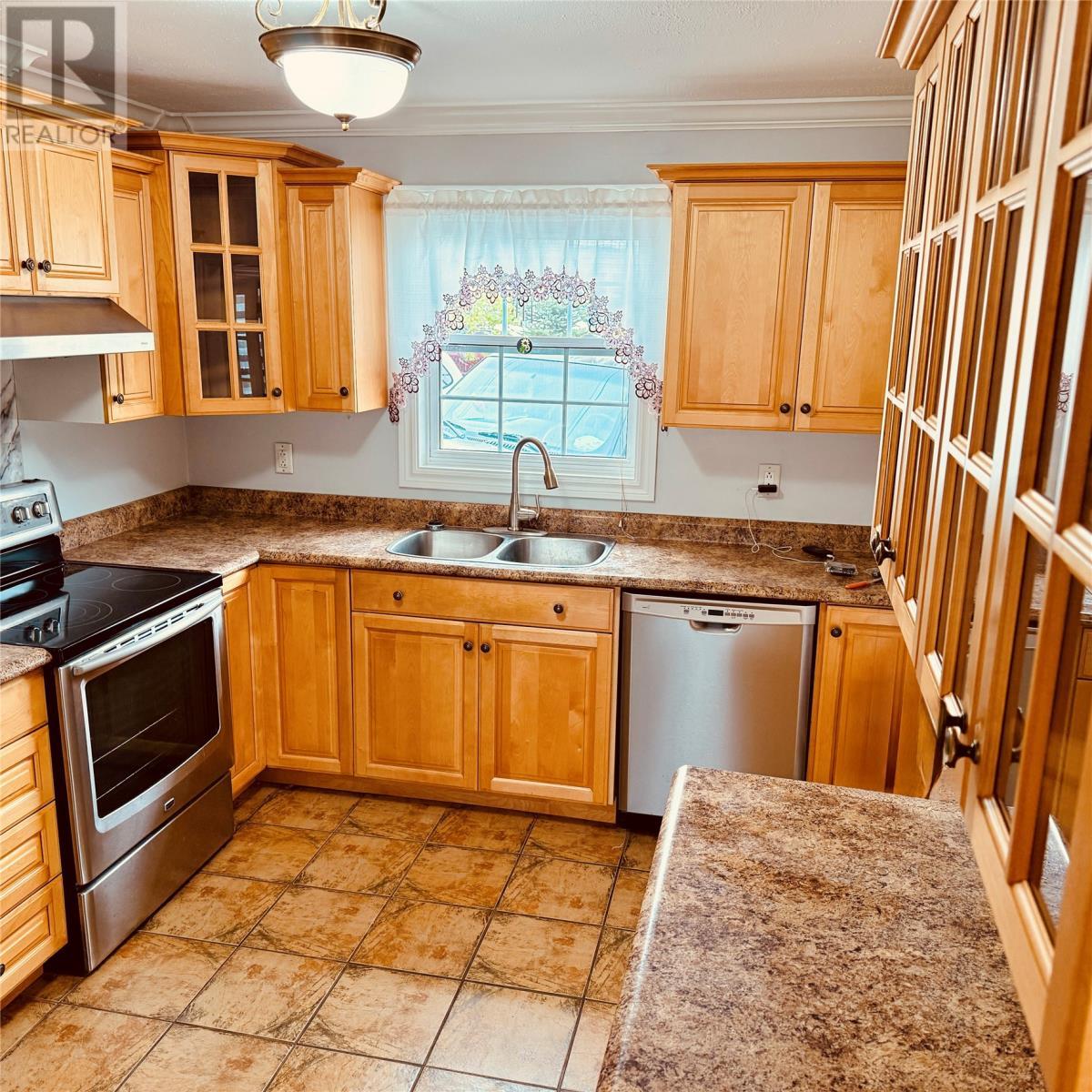 4 Scout Road, Botwood, NL - Indoor Photo Showing Kitchen With Double Sink