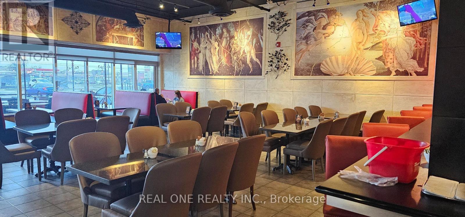 101 - 2247 Rymal Road E, Hamilton, ON