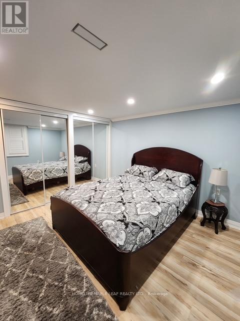 62 Montrose Avenue, Hamilton, ON - Indoor Photo Showing Bedroom