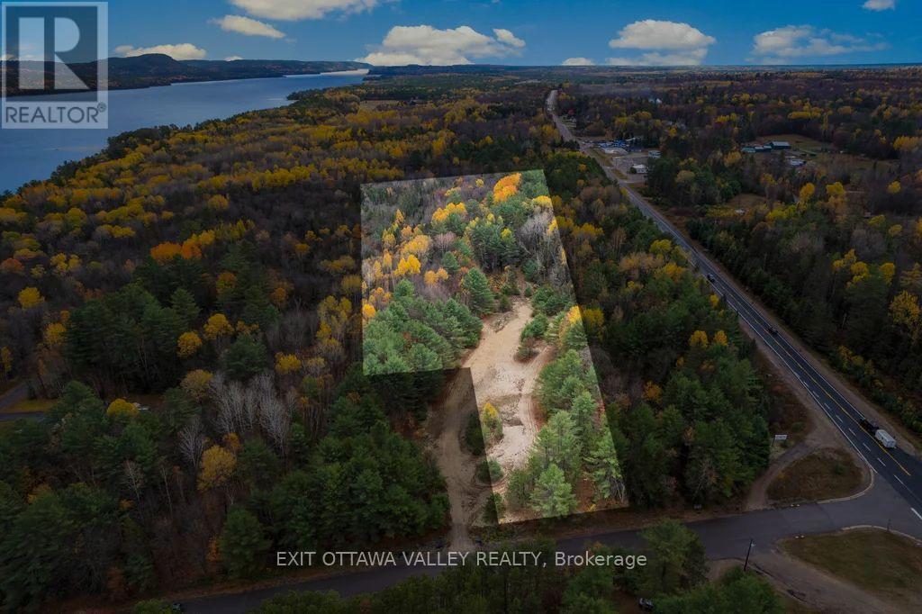 Part 15 Moores Road, Deep River, ON