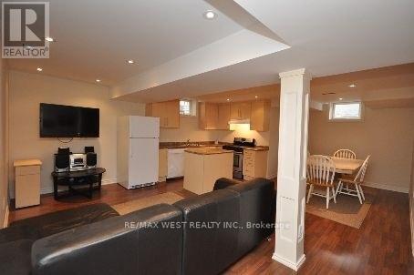 571 Vellore Woods Boulevard, Vaughan, ON - Indoor
