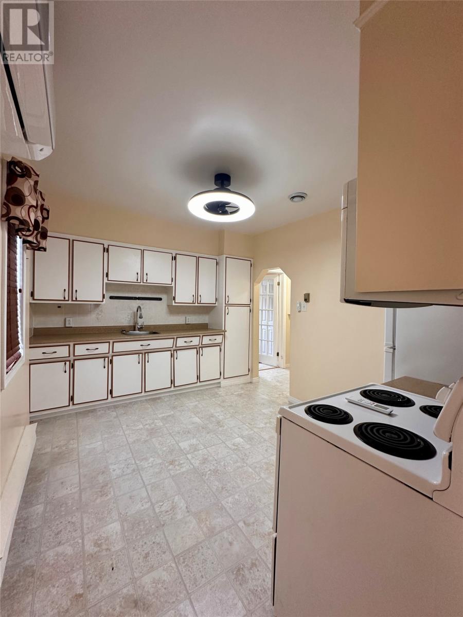 4-6 Mudd Lane Road, Port Aux Bras, NL - Indoor Photo Showing Kitchen
