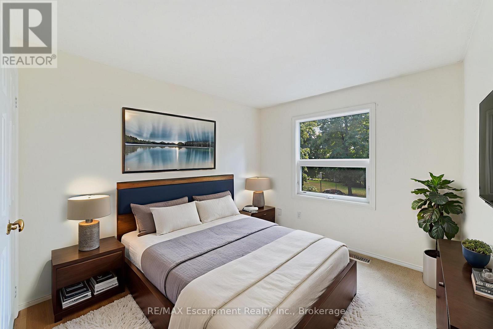 5 - 2065 Sixth Line, Oakville (Ro River Oaks), ON - Indoor Photo Showing Bedroom