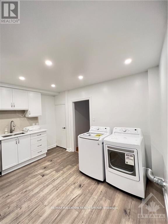 375 Lyon Street N, Ottawa, ON - Indoor Photo Showing Laundry Room