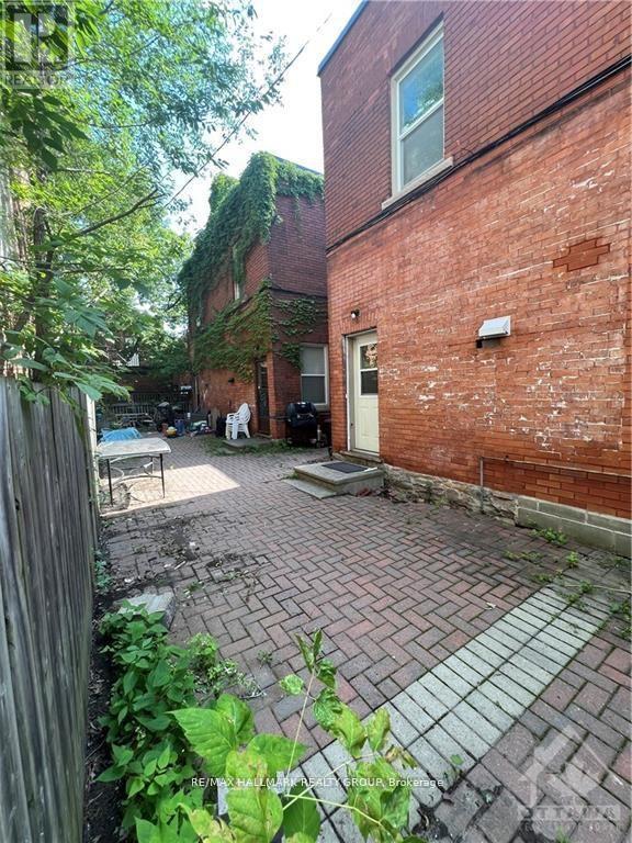 375 Lyon Street N, Ottawa, ON - Outdoor