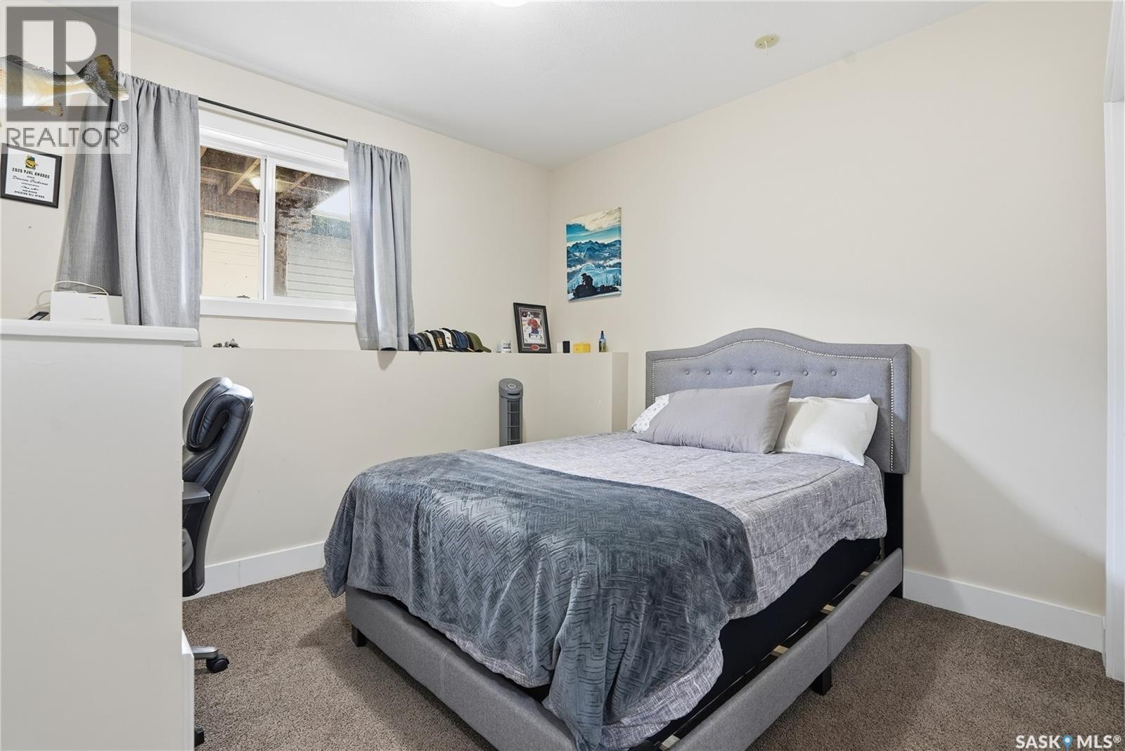 5 29 1St Avenue N, Martensville, SK - Indoor Photo Showing Bedroom
