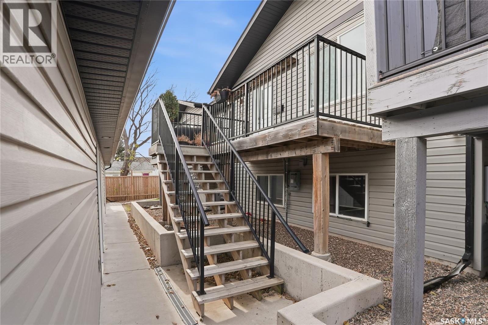 5 29 1St Avenue N, Martensville, SK - Outdoor With Exterior