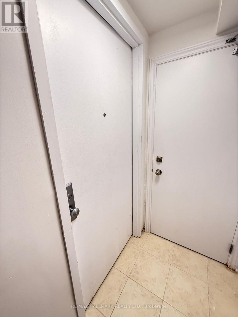 Basement - 2 Polygon Court, Brampton, ON - Indoor Photo Showing Other Room