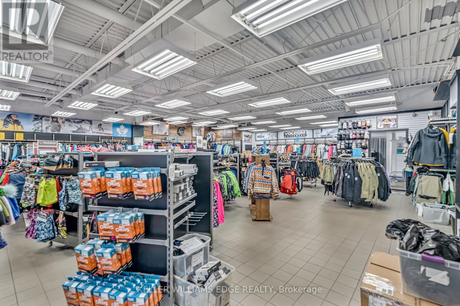 116-120 Speers Road, Oakville, ON