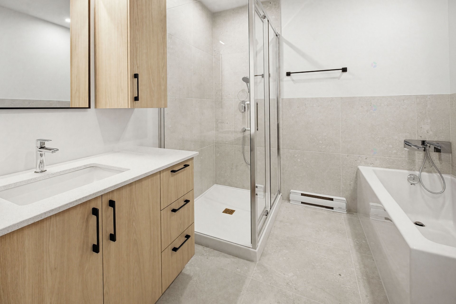 Salle de bains - 10-121 Rue Principale, Lachute, QC - Indoor Photo Showing Bathroom