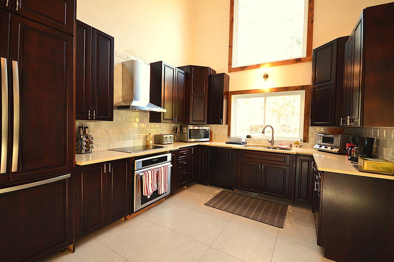 Kitchen - 191 Ch. De La Rivière-Maskinongé, Labelle, QC - Indoor Photo Showing Kitchen With Double Sink