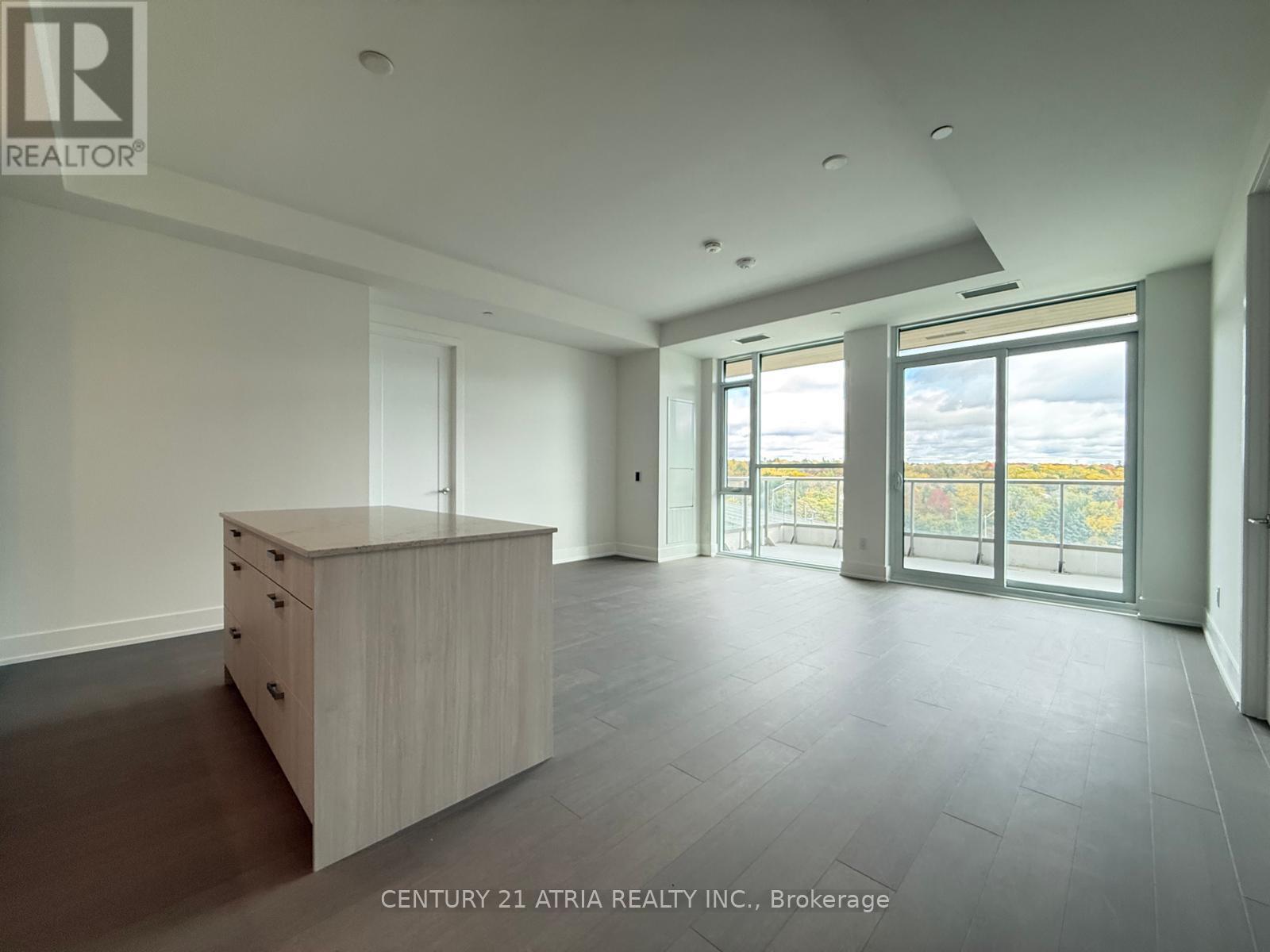 715 - 399 Royal Orchard Boulevard, Markham, ON - Indoor Photo Showing Other Room