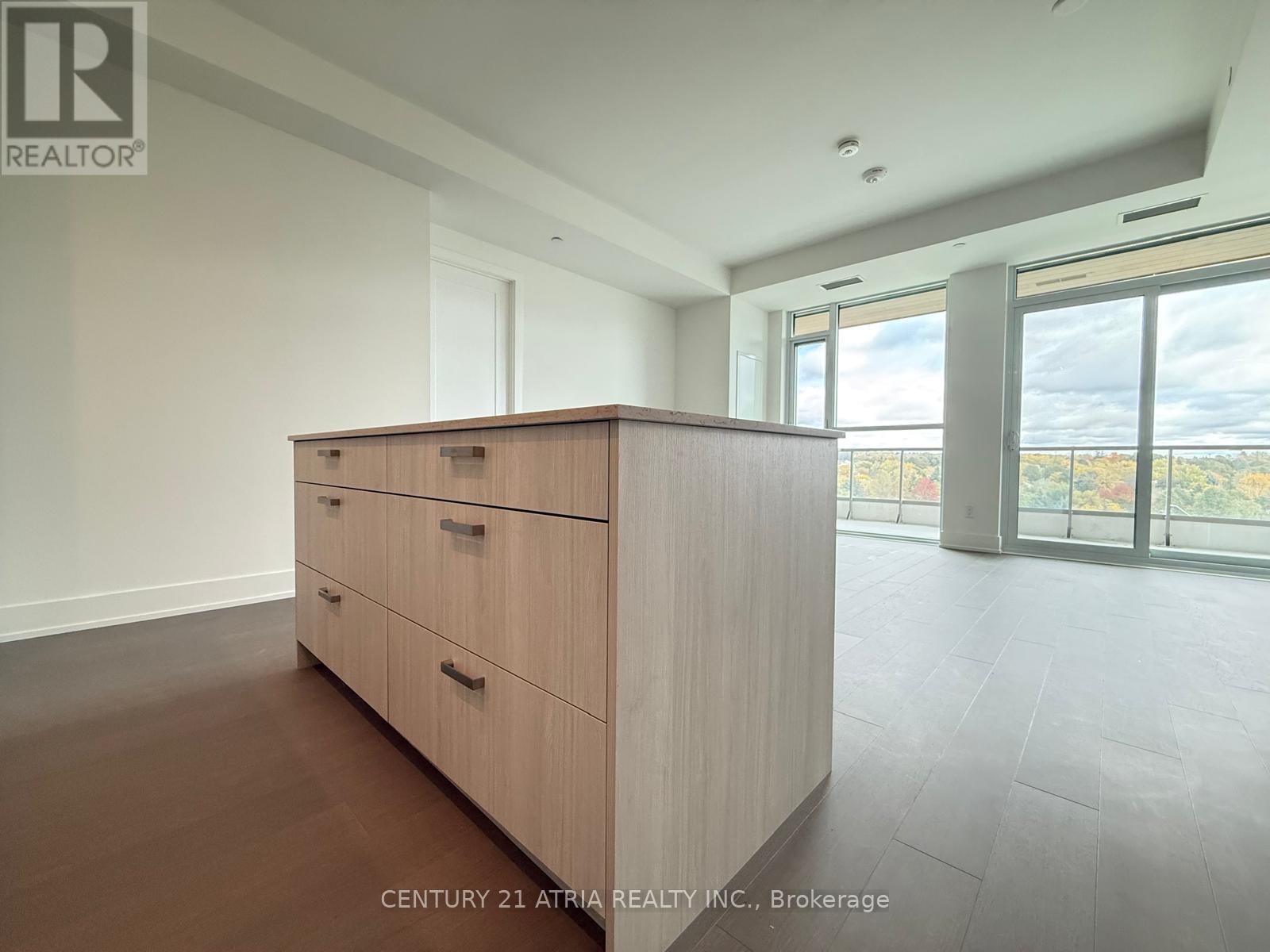 715 - 399 Royal Orchard Boulevard, Markham, ON - Indoor Photo Showing Other Room