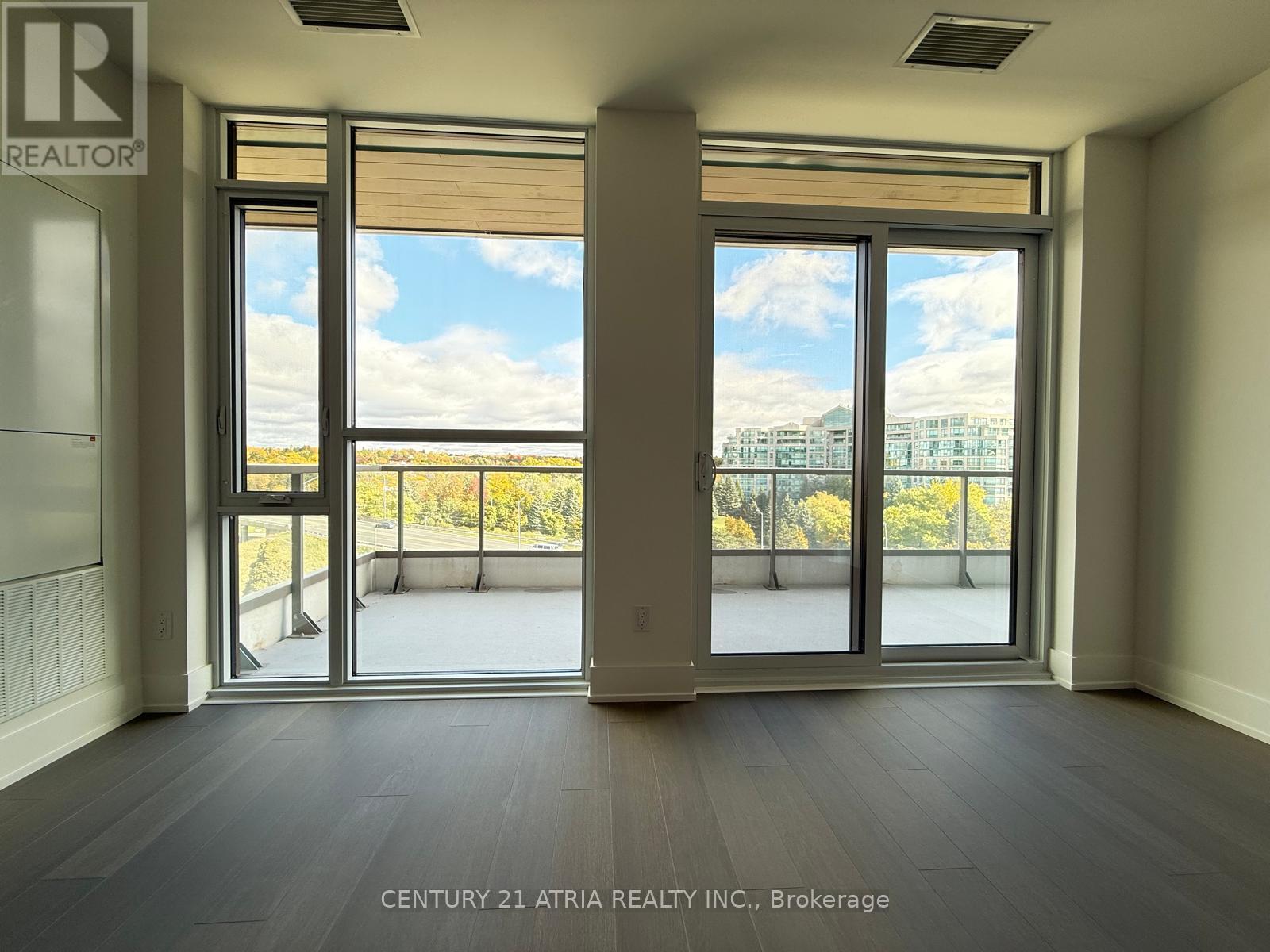 715 - 399 Royal Orchard Boulevard, Markham, ON - Indoor Photo Showing Other Room