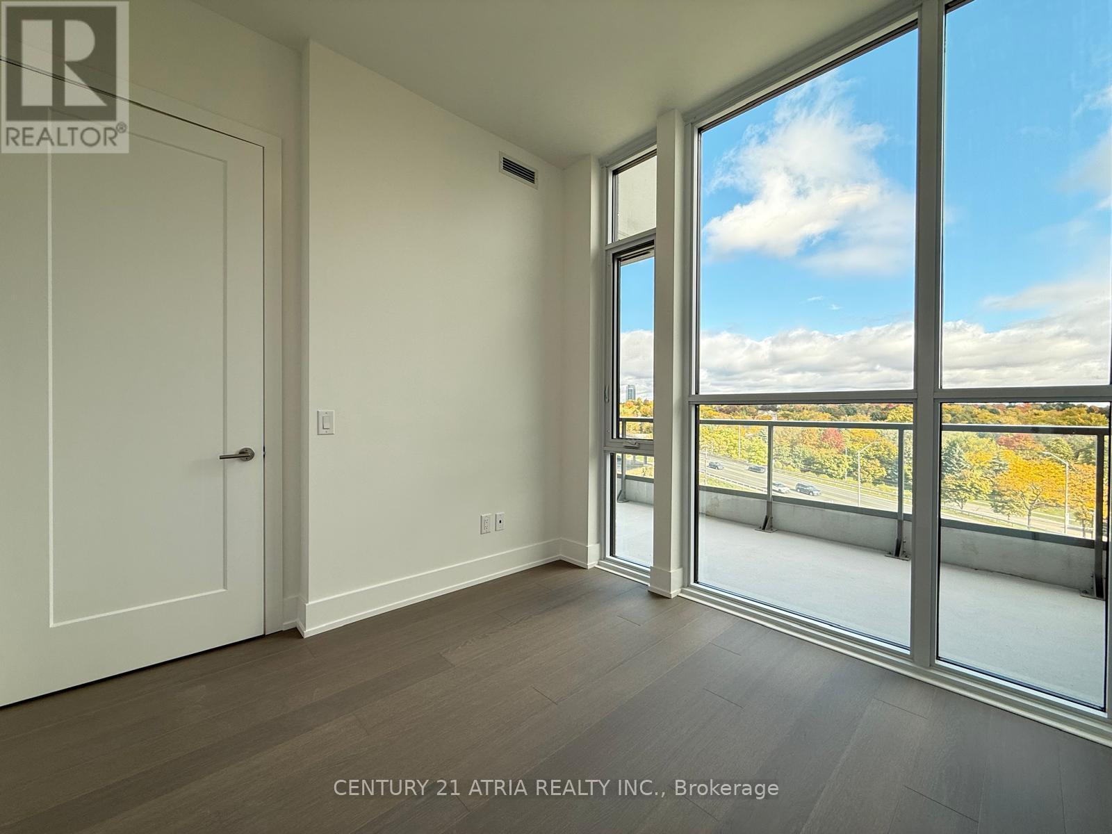 715 - 399 Royal Orchard Boulevard, Markham, ON - Indoor Photo Showing Other Room