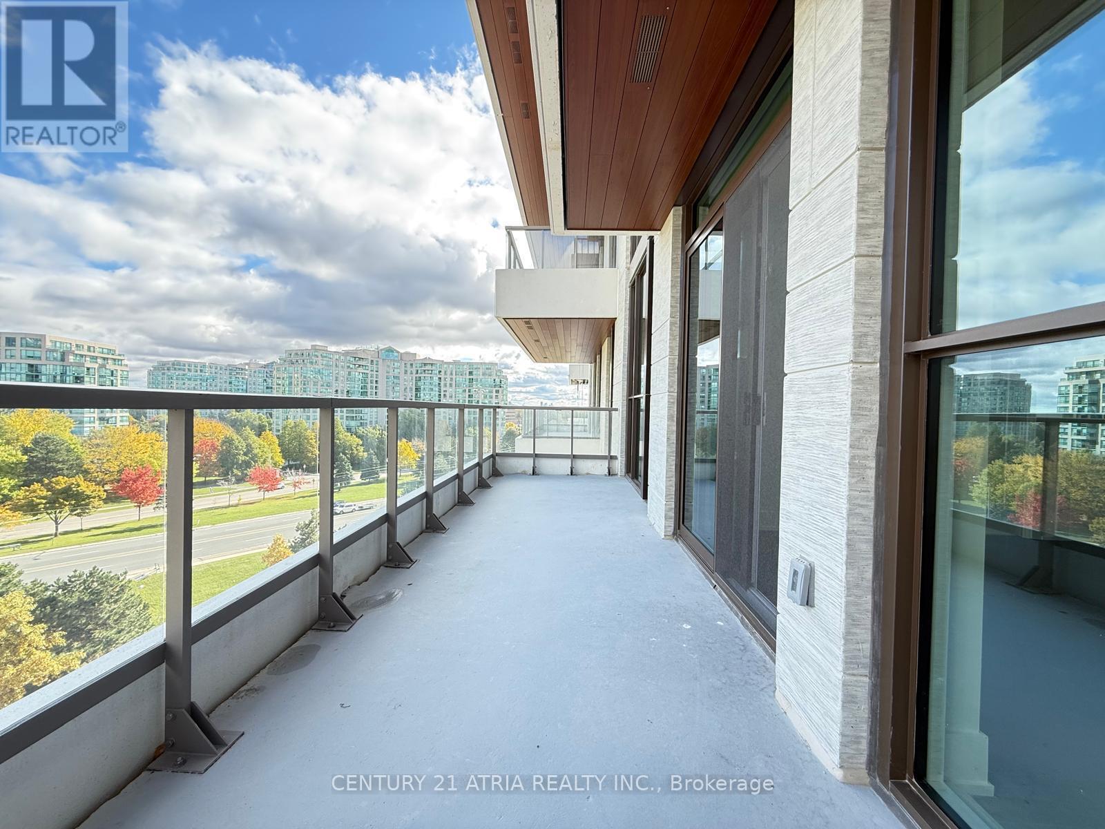 715 - 399 Royal Orchard Boulevard, Markham, ON - Outdoor With View With Exterior