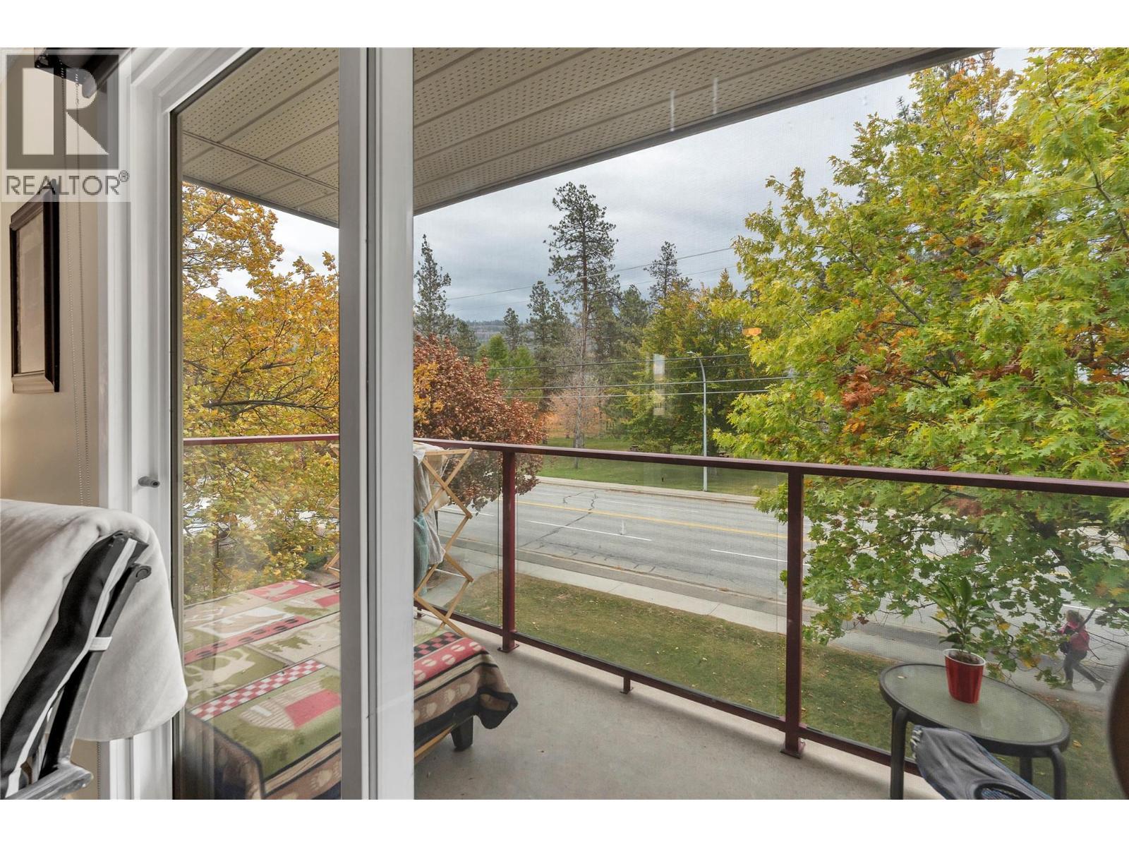 110 Skaha Place Unit# 310, Penticton, BC - Outdoor With Exterior