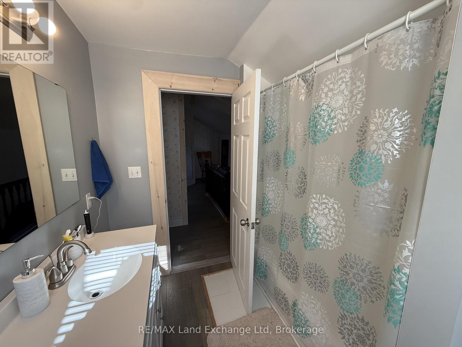 26 Patrick Street W, North Huron (Wingham), ON - Indoor Photo Showing Bathroom
