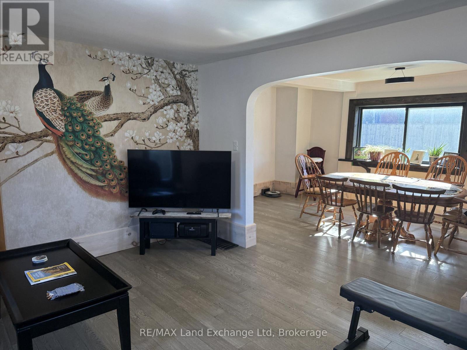 26 Patrick Street W, North Huron (Wingham), ON - Indoor