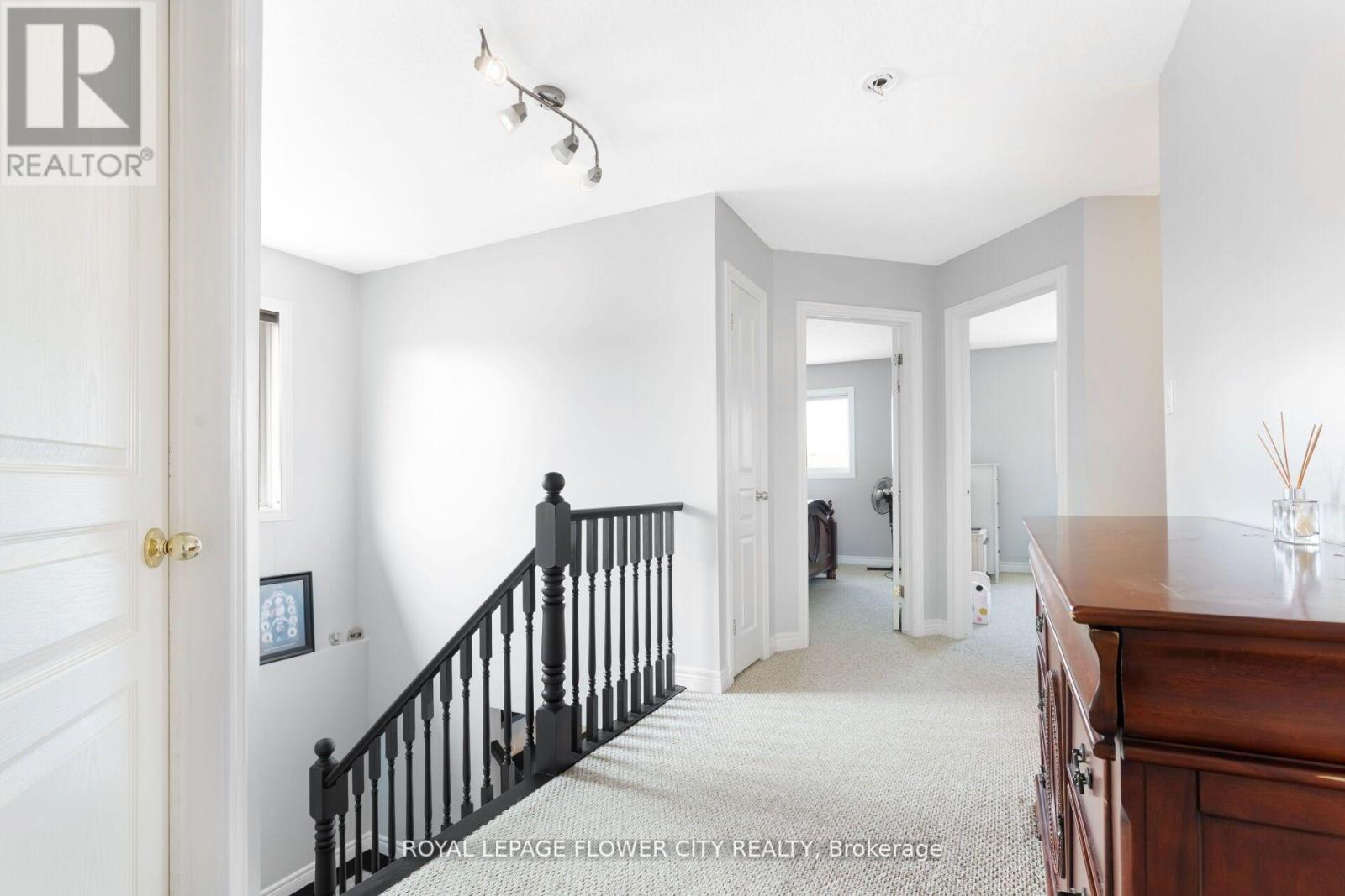 1297 Barton Street, Hamilton, ON - Indoor Photo Showing Other Room