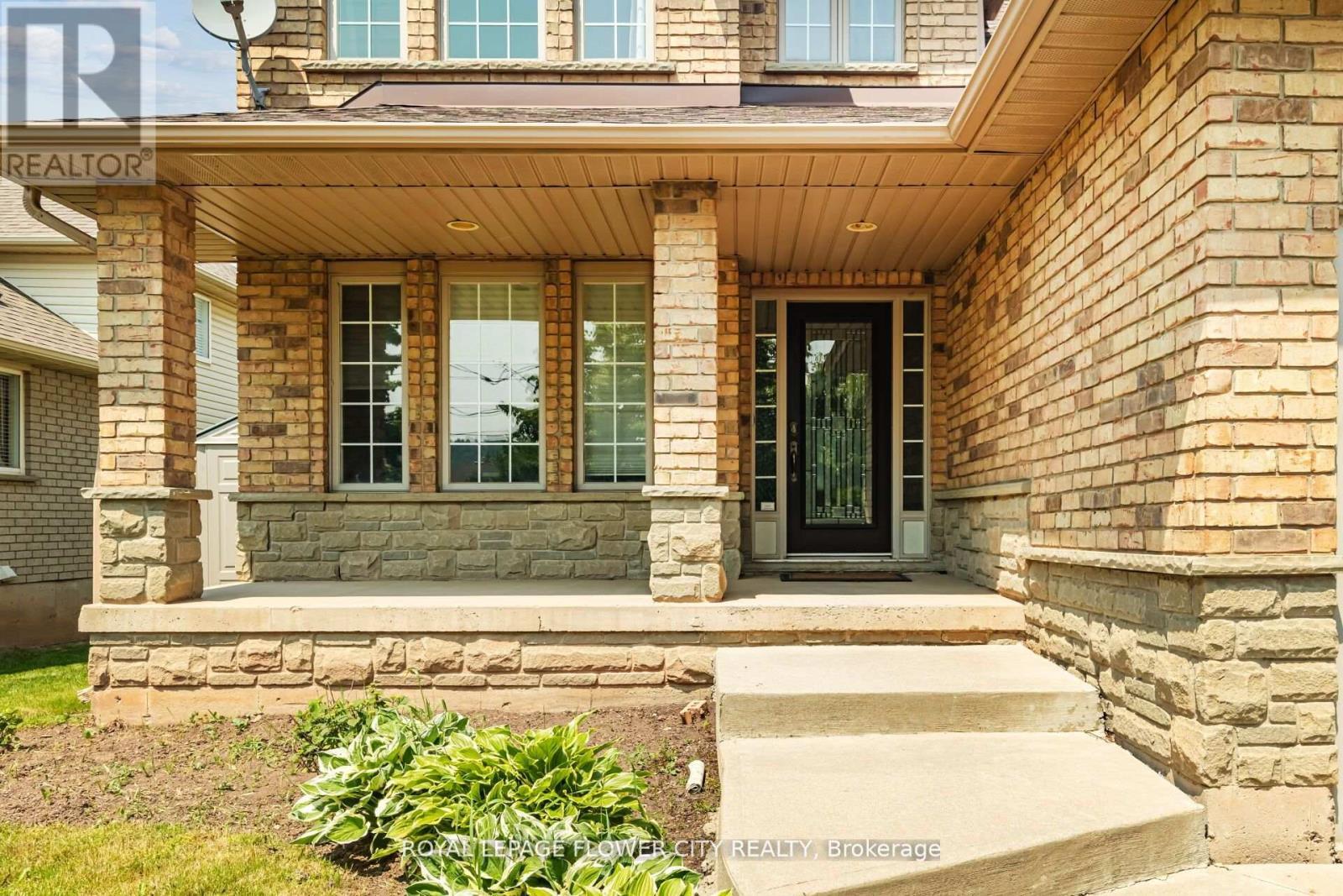 1297 Barton Street, Hamilton, ON - Outdoor