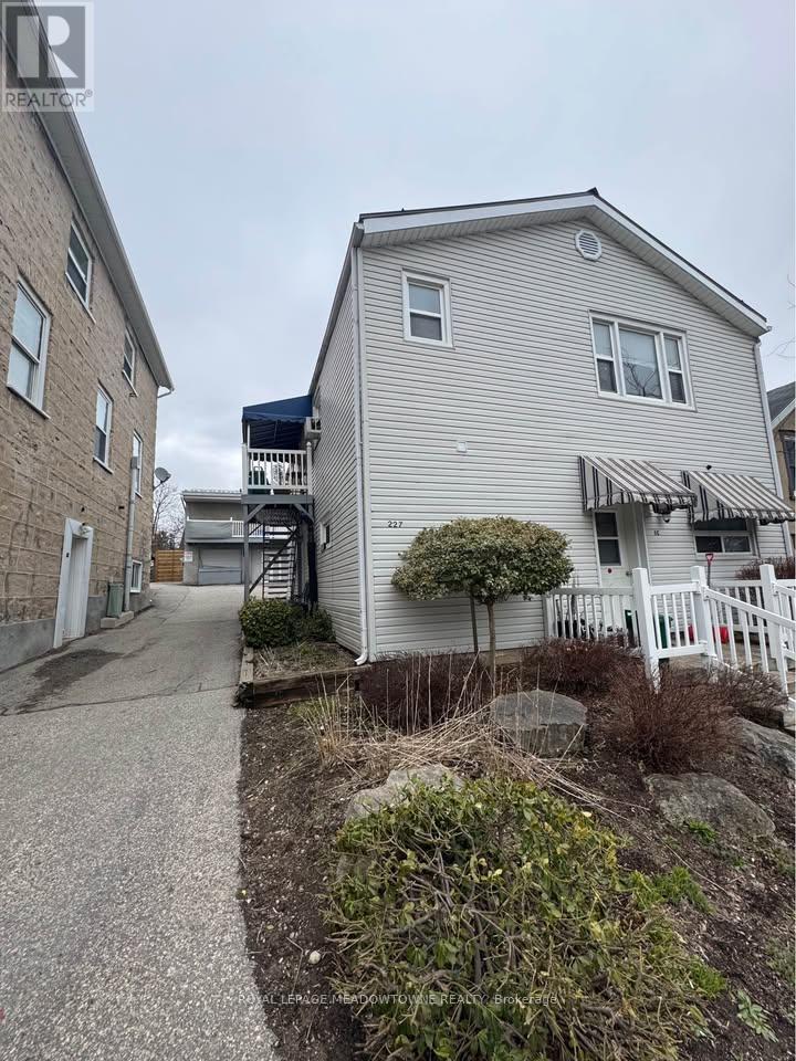 3C - 277-233 Geddes Street, Centre Wellington, ON - Outdoor With Exterior