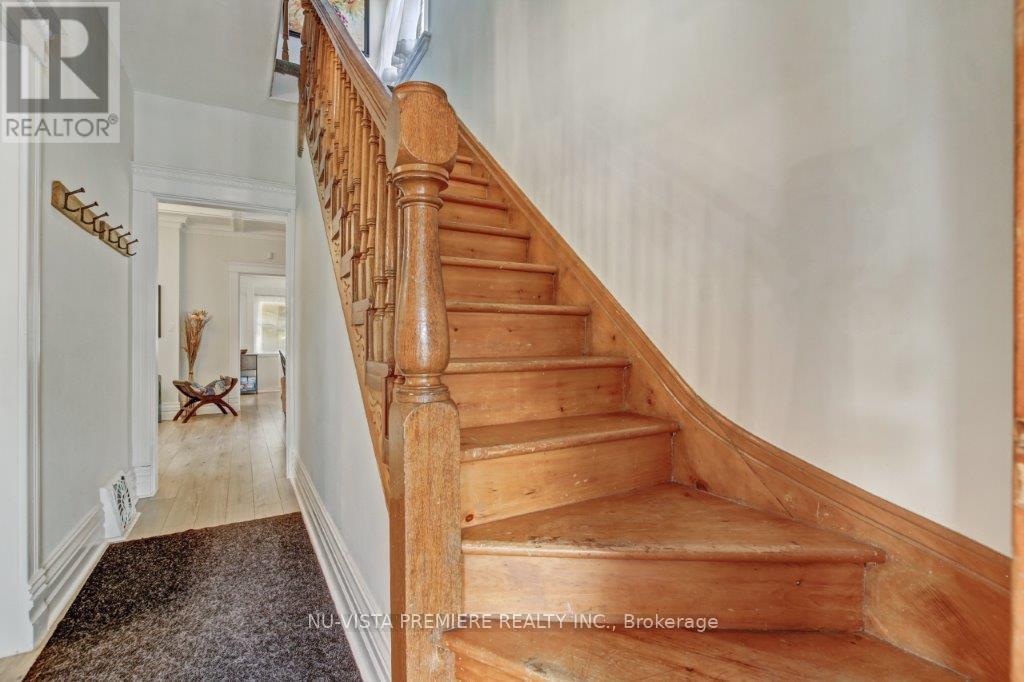 9 Sycamore Street, London East (East M), ON - Indoor Photo Showing Other Room