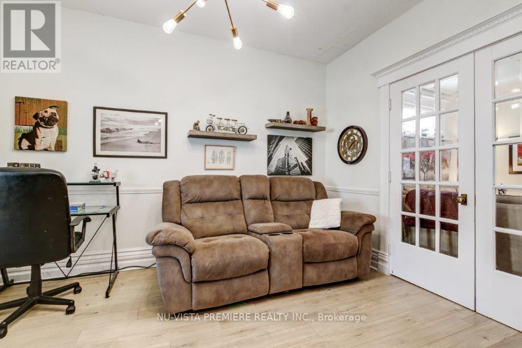 9 Sycamore Street, London East (East M), ON - Indoor