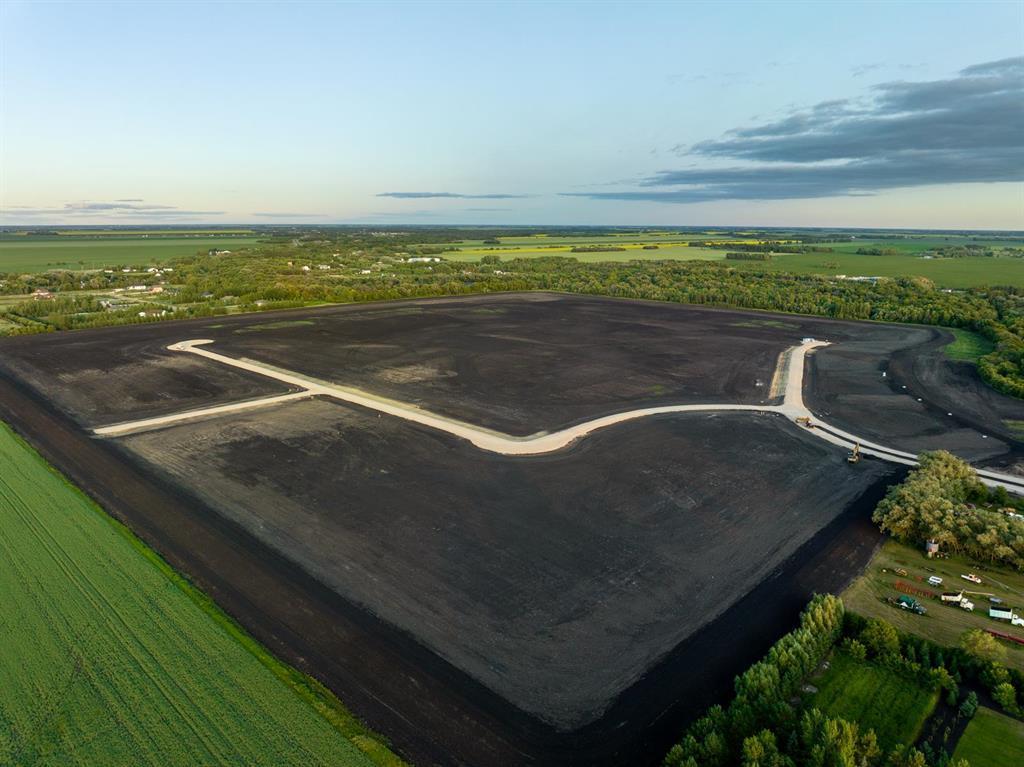 9 La Petite River Drive, Lorette, MB