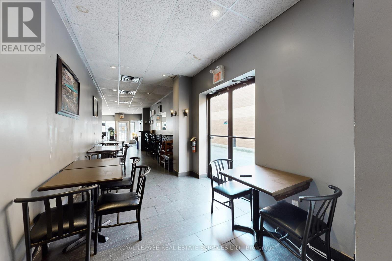 17 Commercial Street, Milton, ON