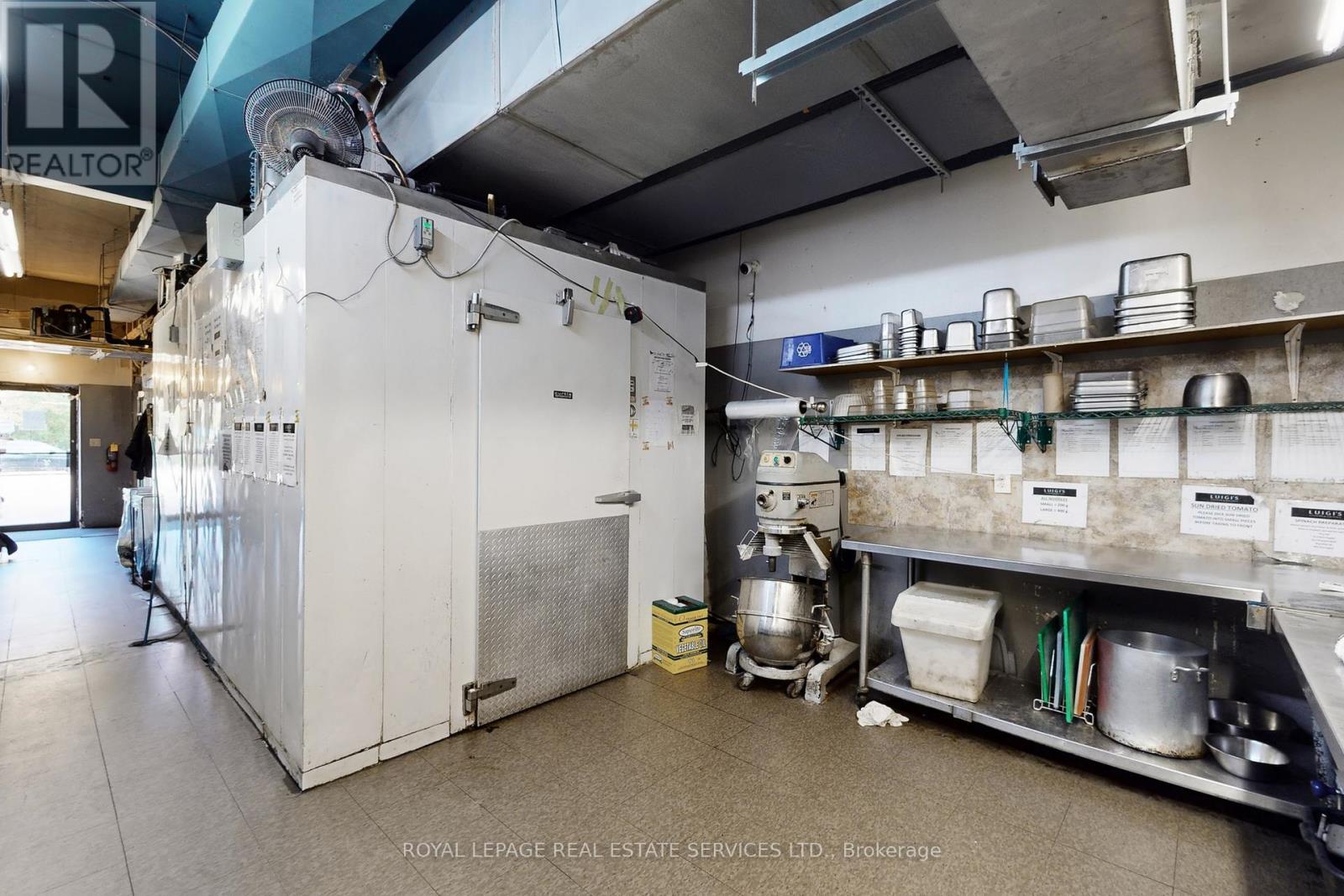 17 Commercial Street, Milton, ON