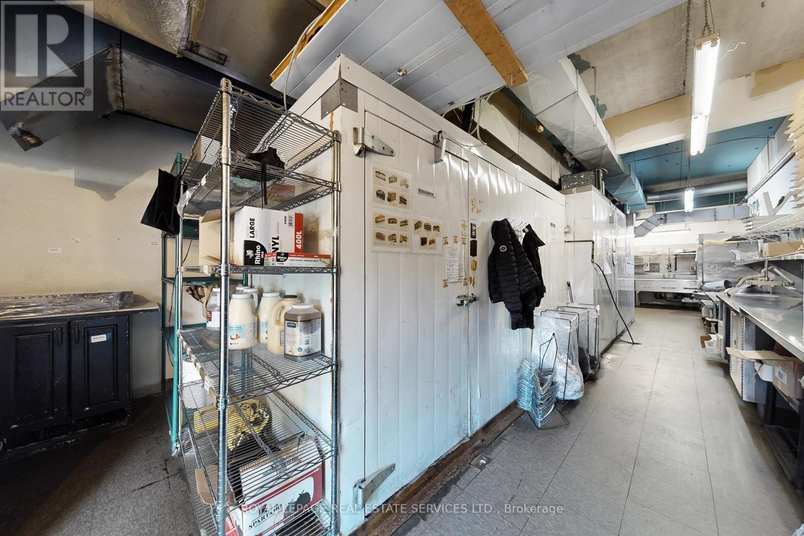 17 Commercial Street, Milton, ON