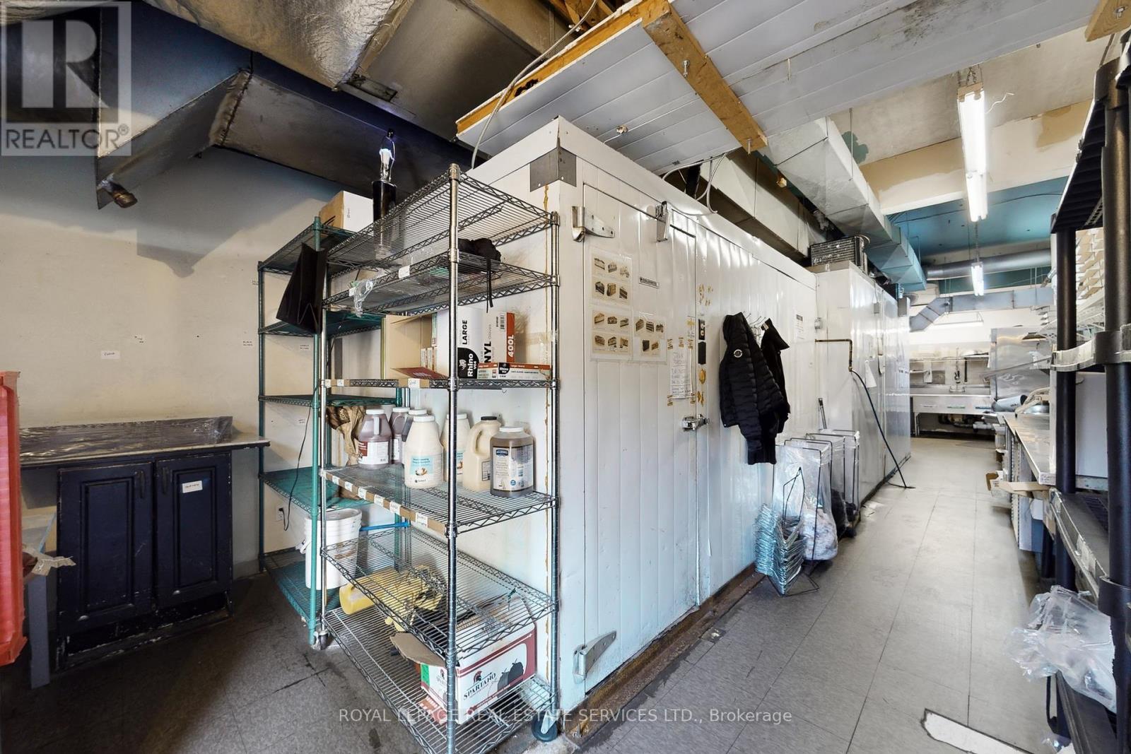 17 Commercial Street, Milton, ON