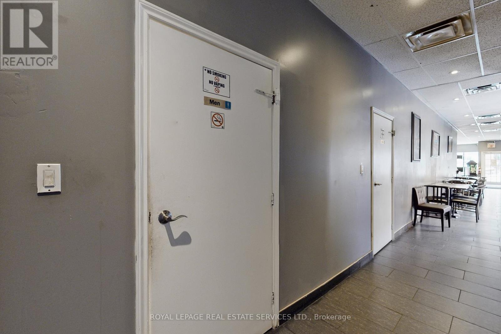 17 Commercial Street, Milton, ON