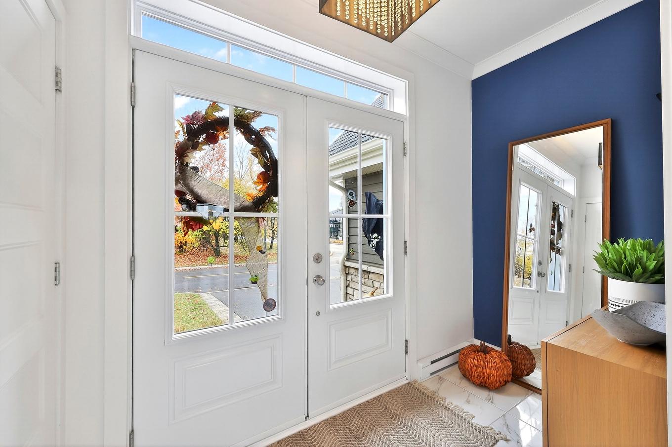 Hall - 12115 Rue Paul-Sauvé, Mirabel, QC - Indoor Photo Showing Other Room